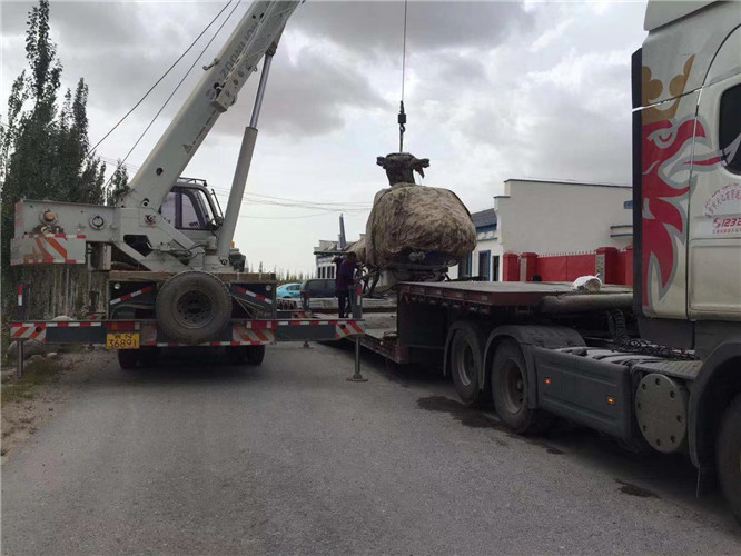 玛沁县狭窄场地（如小区、车间）适合用哪种吊车？